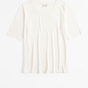 Abercrombie & Fitch White Short Sleeve Tee